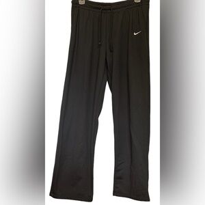 NIKE THERMA-FIT WOMENS FLEECE BLACK PANTS SIZE MEDIUM